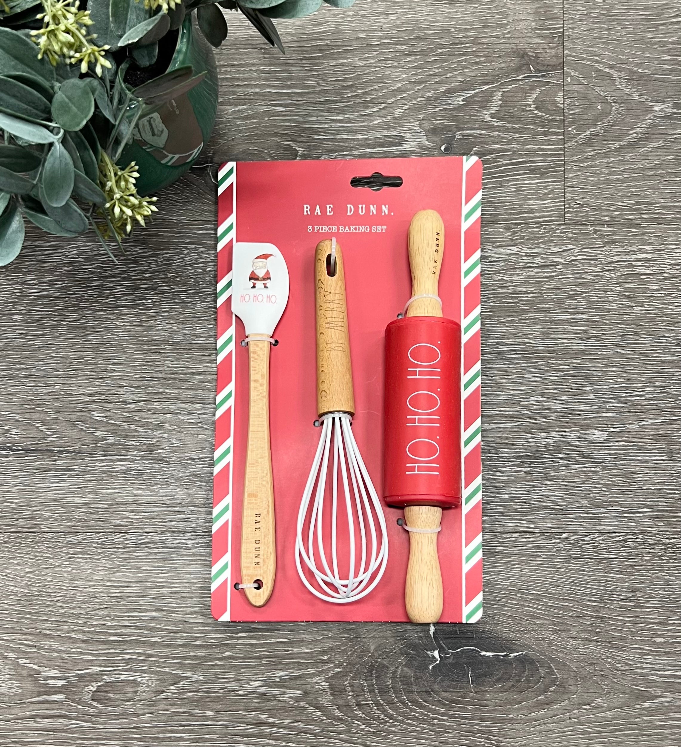 Rae Dunn 3 Piece Baking Set