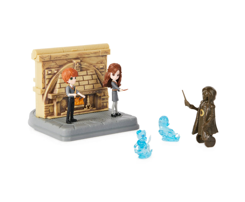 Wizarding World Harry Potter Magical Minis Room of Requirement Playset